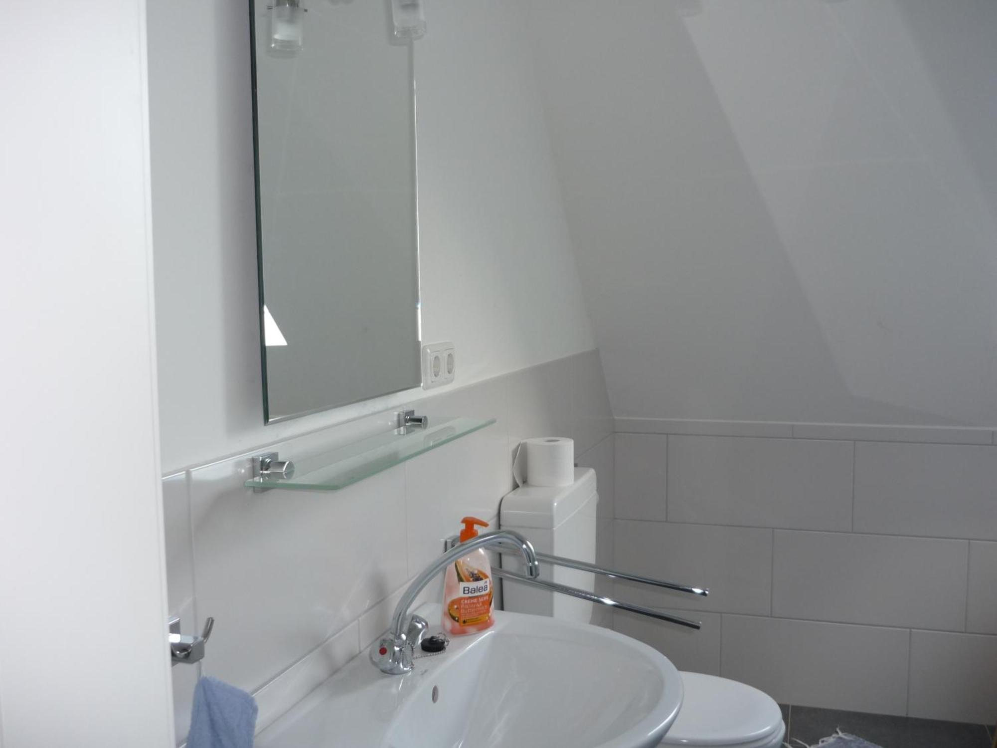 Apartment mit 2 Schlafzimmern und Dusche